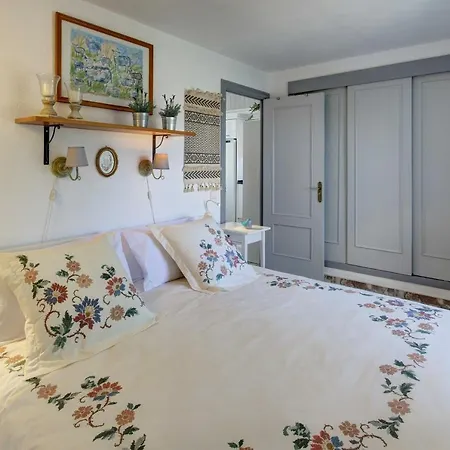 Villa Rossello With Private Pool Lloret de Mar